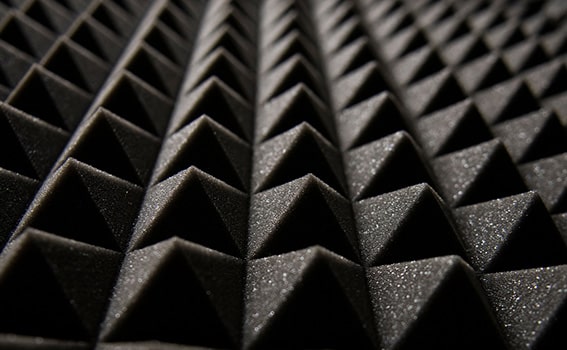 Isolamento ac&uacute;stico